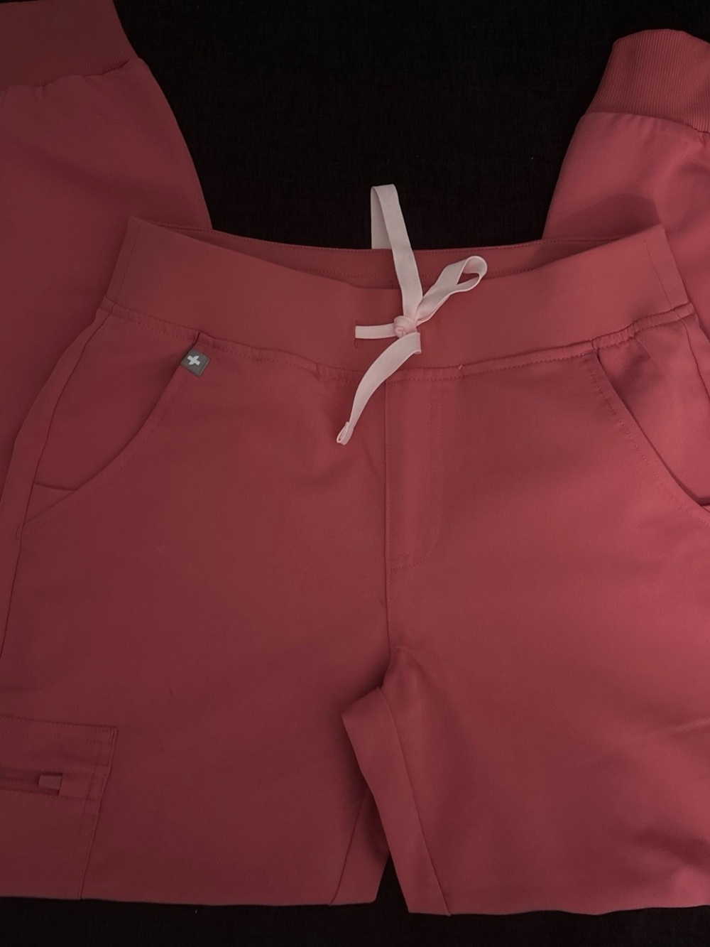 Figs Pulmonary pink joggers